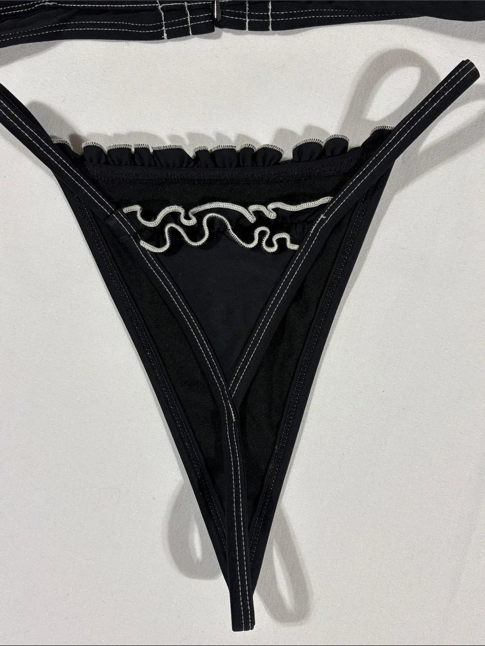 Victoria’s Secret Black Ruffle Trim Underwire Bikini Set - Swimsuit 34B Medium